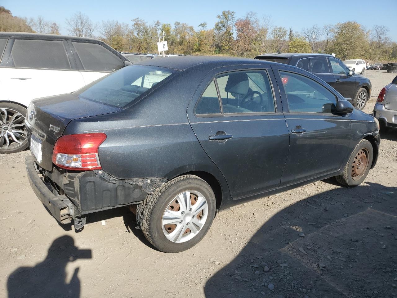 2010 Toyota Yaris VIN: JTDBT4K38A4064330 Lot: 77481084