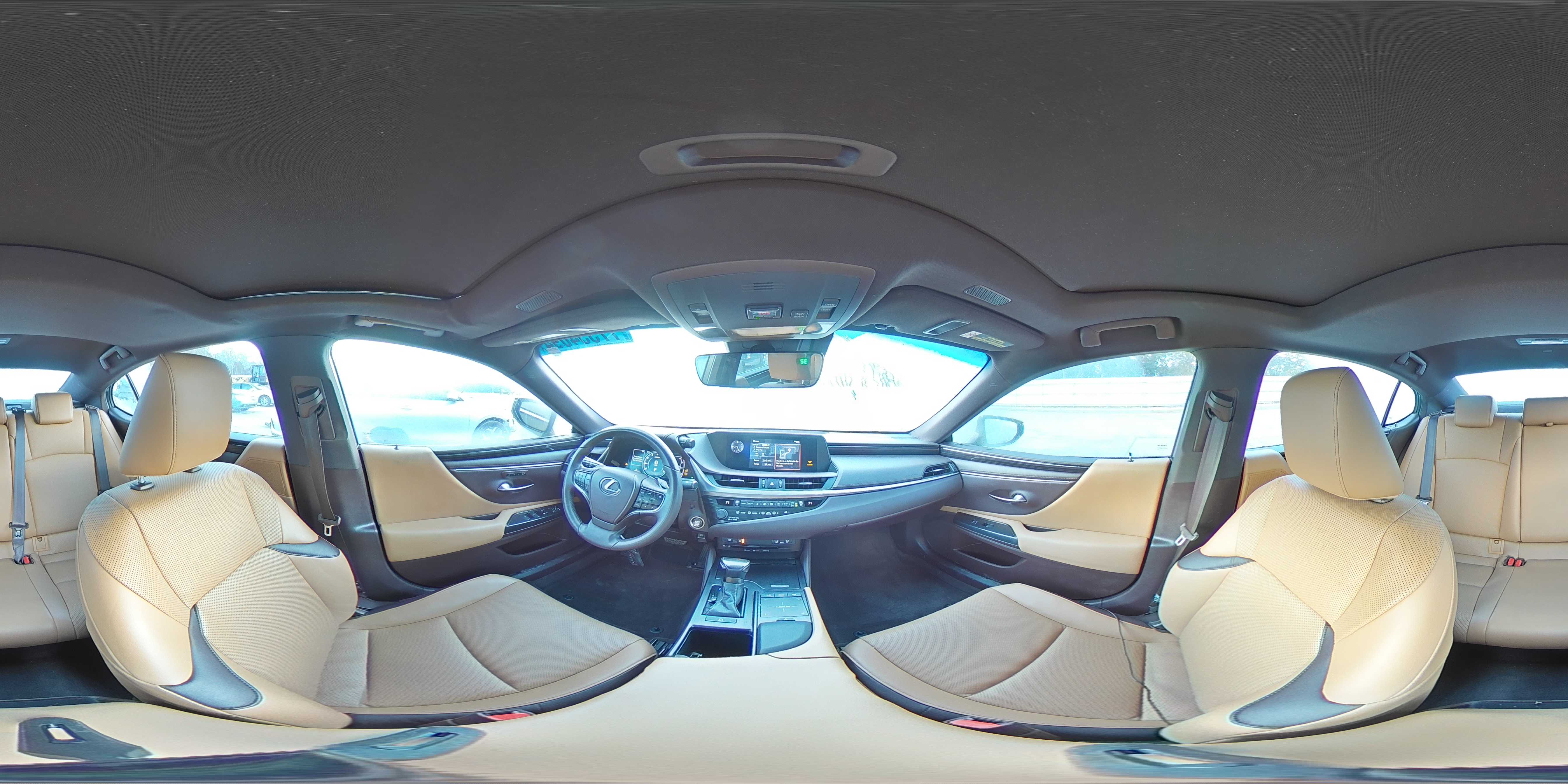 2020 Lexus ES - Image 15
