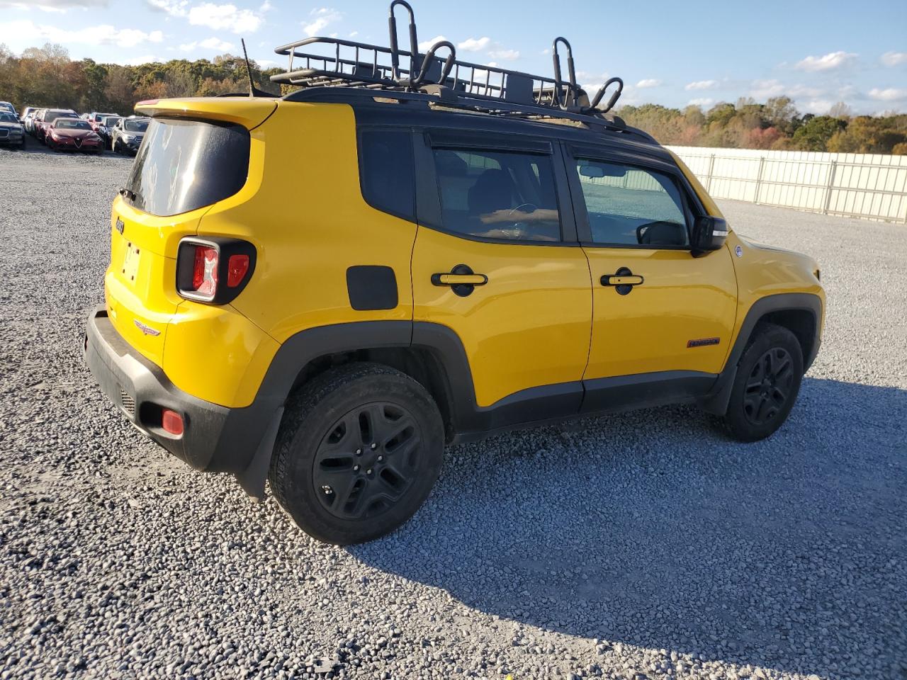 2018 Jeep Renegade - Image 3