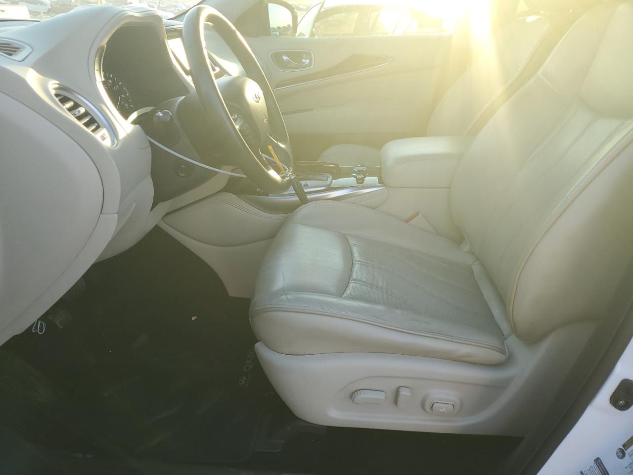 2015 Infiniti QX60 - Image 7