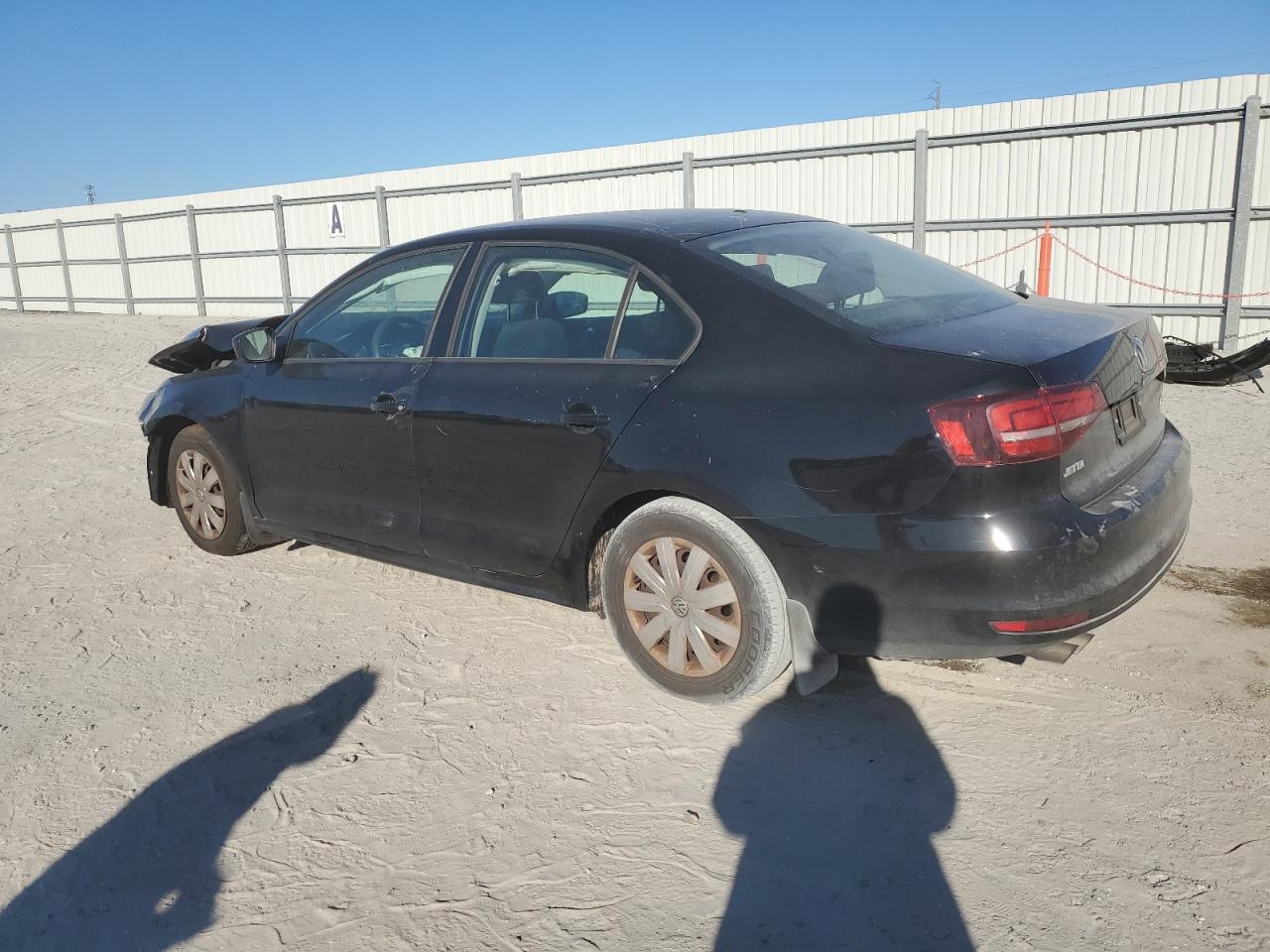 2016 Volkswagen Jetta - Image 2