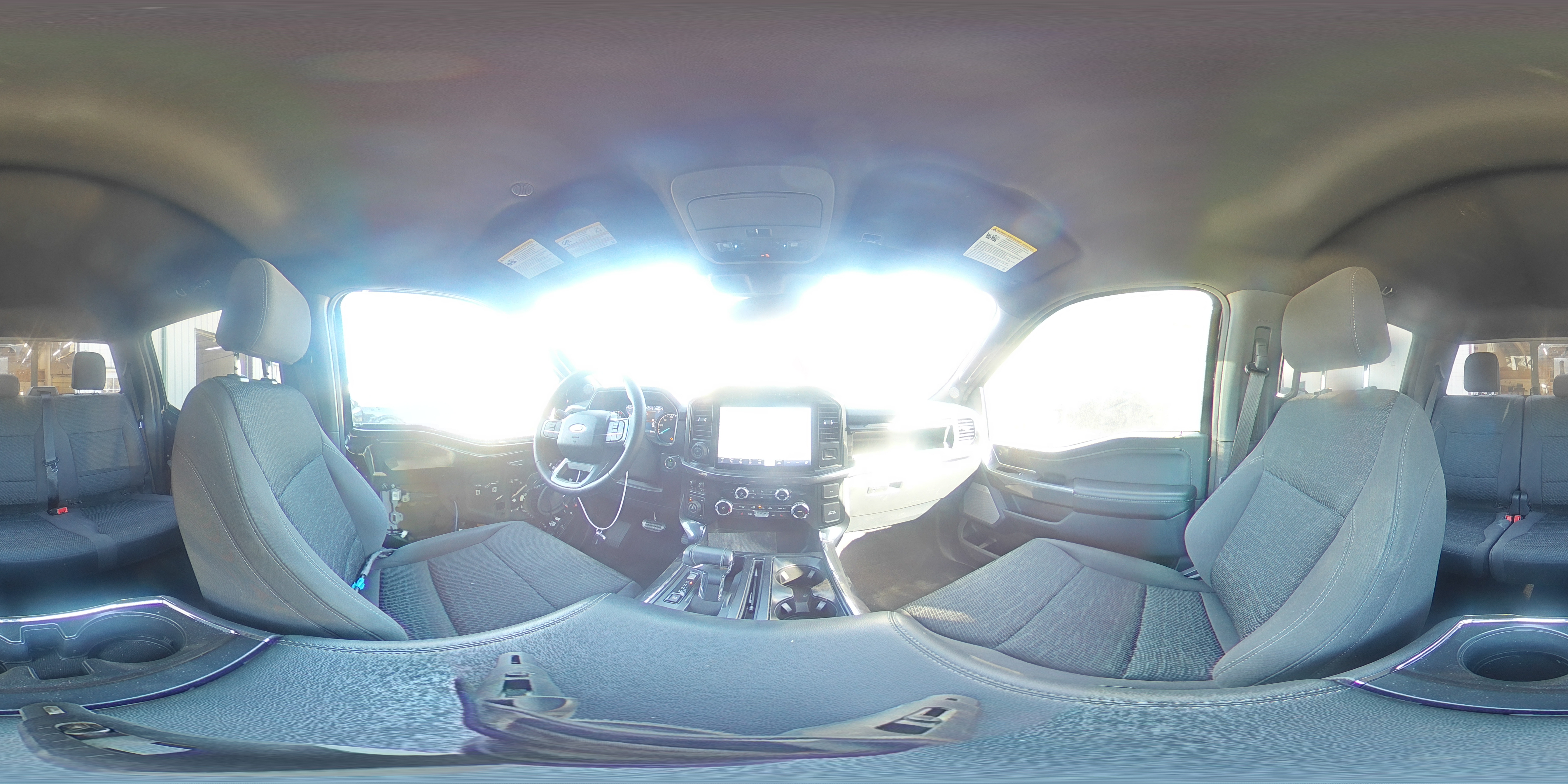 2023 Ford F-150 - Image 13