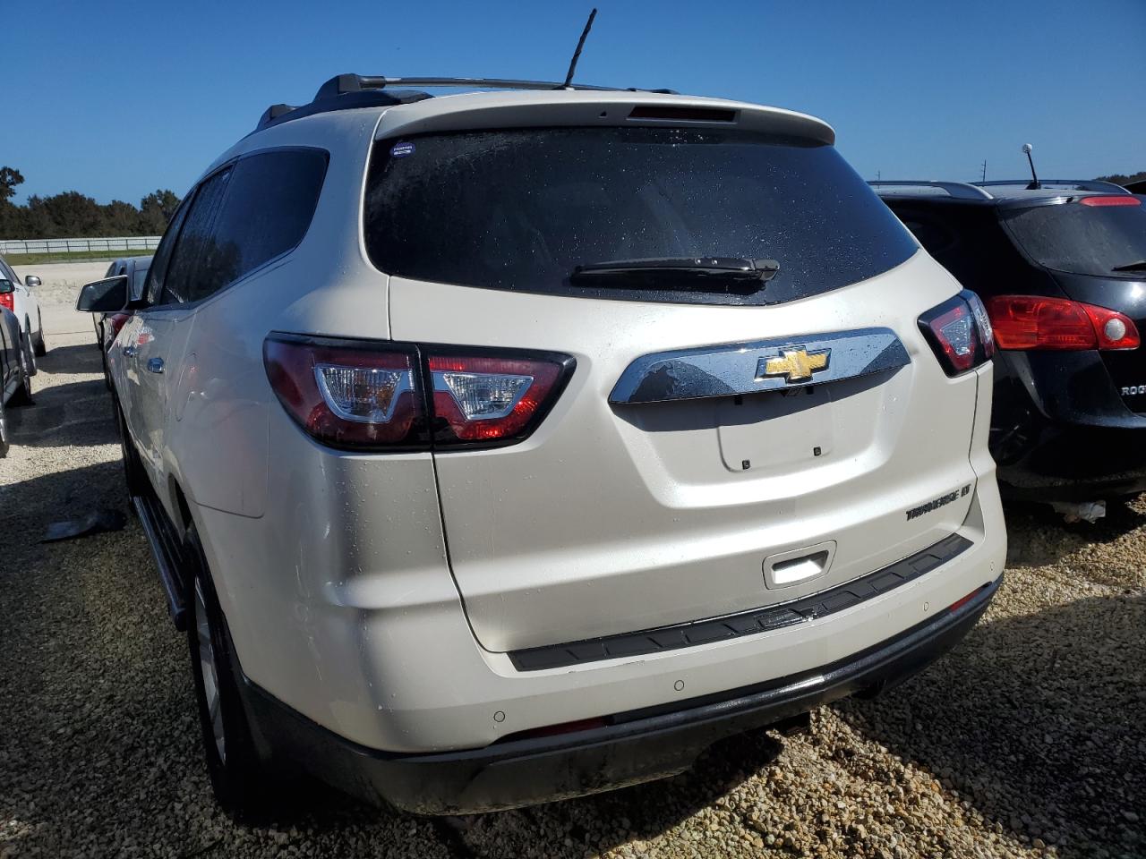 2014 Chevrolet Traverse Lt VIN: 1GNKRHKDXEJ315569 Lot: 74147134