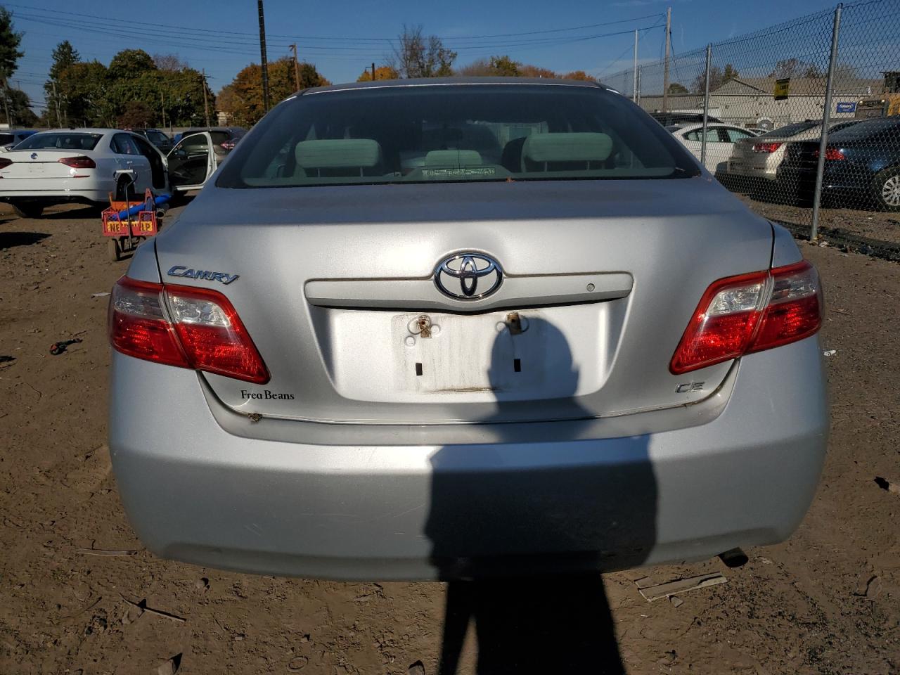 2007 Toyota Camry Ce VIN: 4T1BE46K67U729807 Lot: 77750174