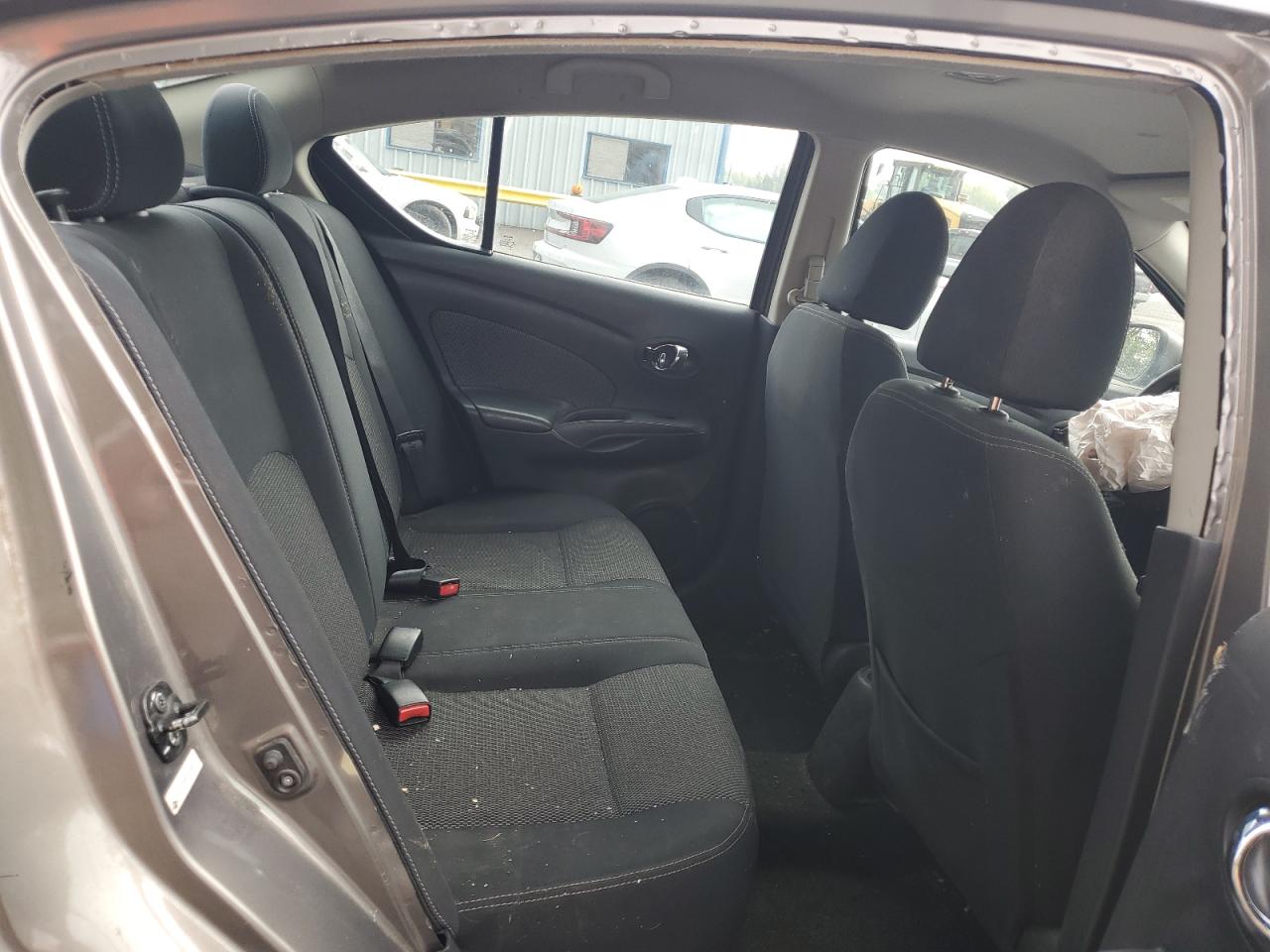 2016 Nissan Versa - Image 10