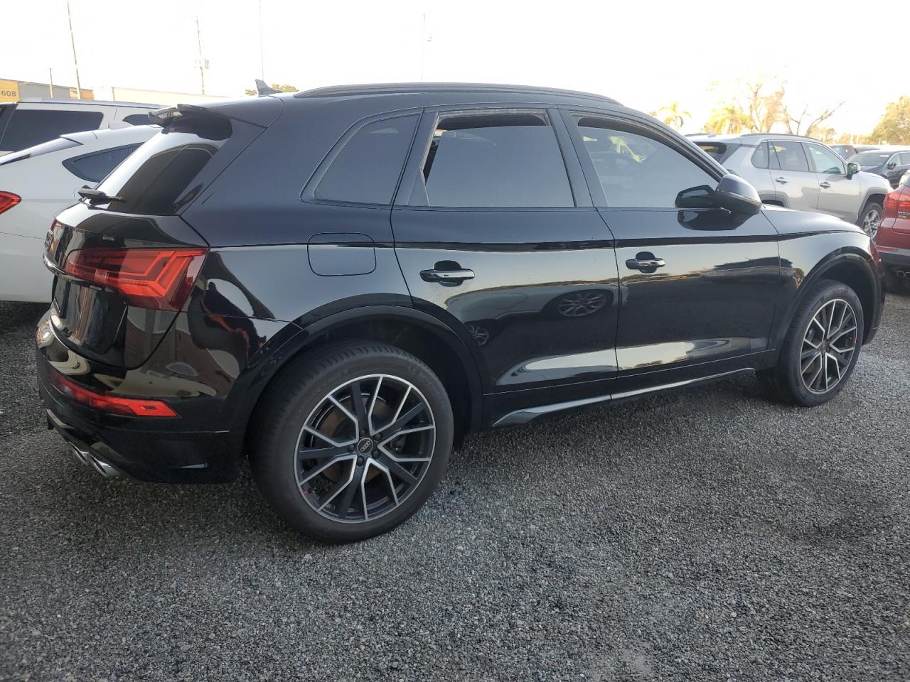 2023 Audi SQ5 - Image 3