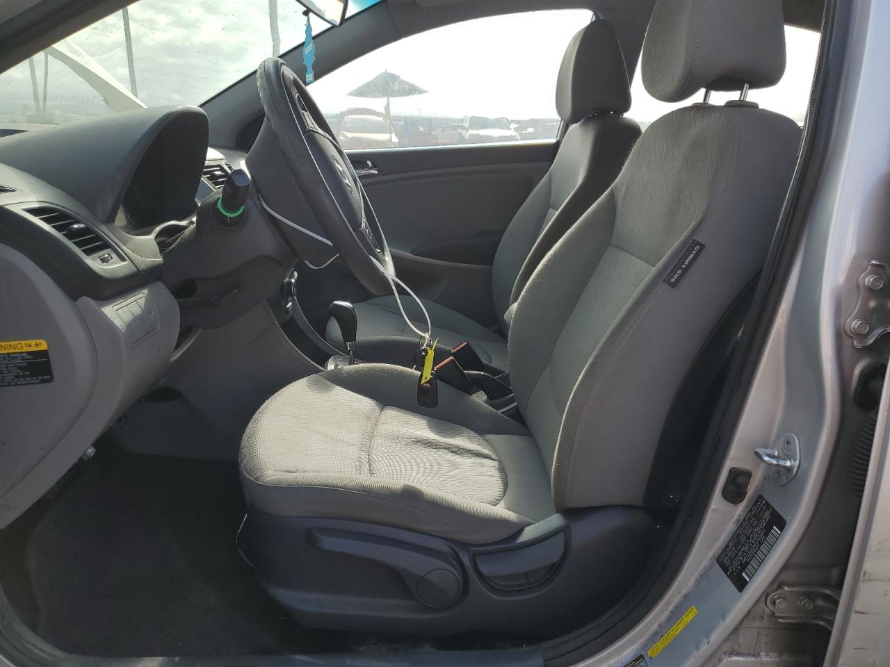 2014 Hyundai Accent Gls VIN: KMHCU4AE8EU703893 Lot: 76693064