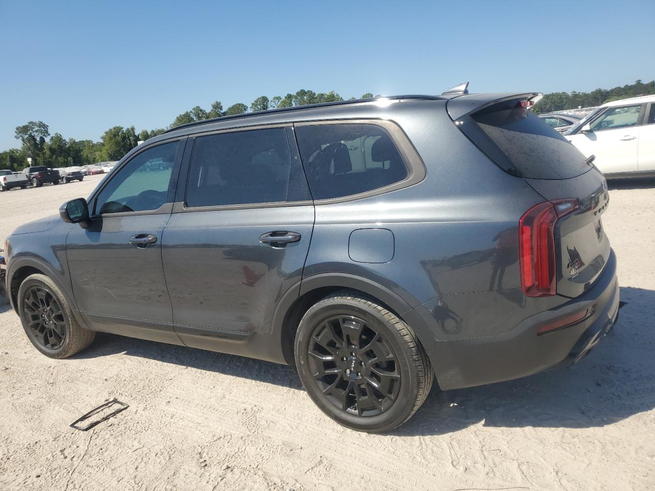 VIN 5XYP3DHC7NG252776 2022 KIA TELLURIDE no.2