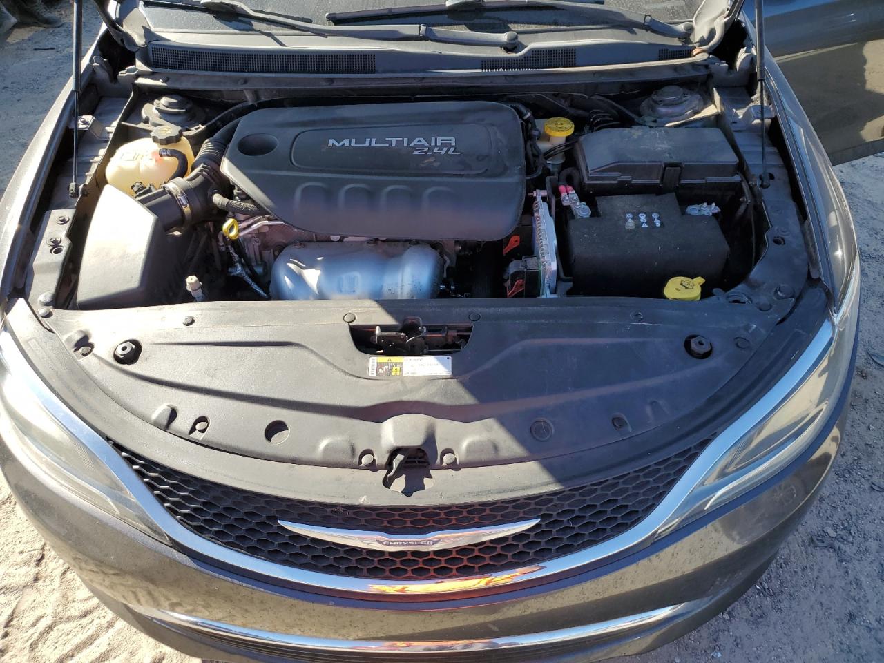 2015 Chrysler 200 Limited VIN: 1C3CCCAB0FN626301 Lot: 75720014