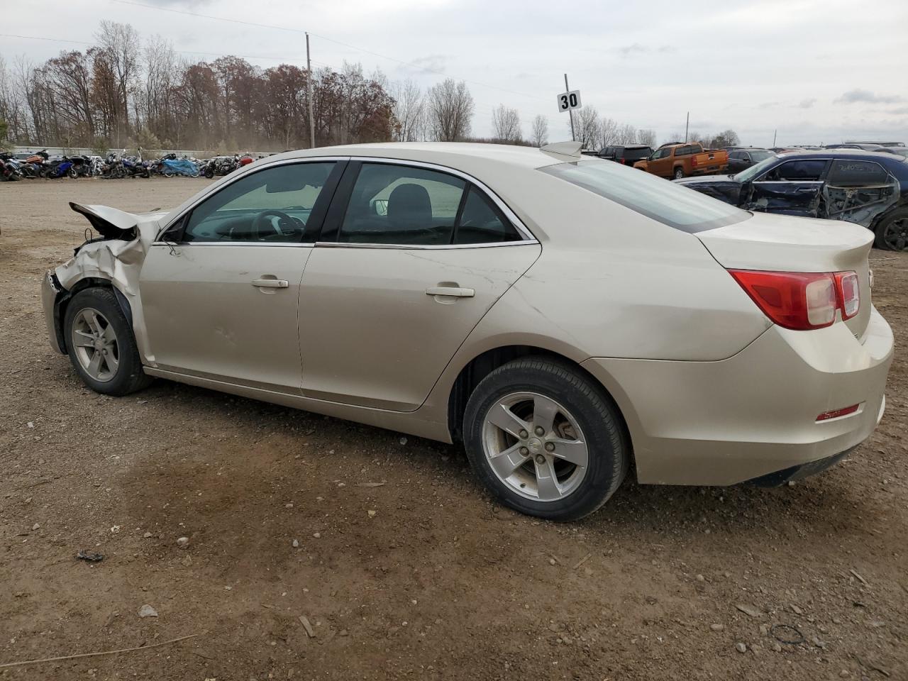 2016 Chevrolet Malibu - Image 2