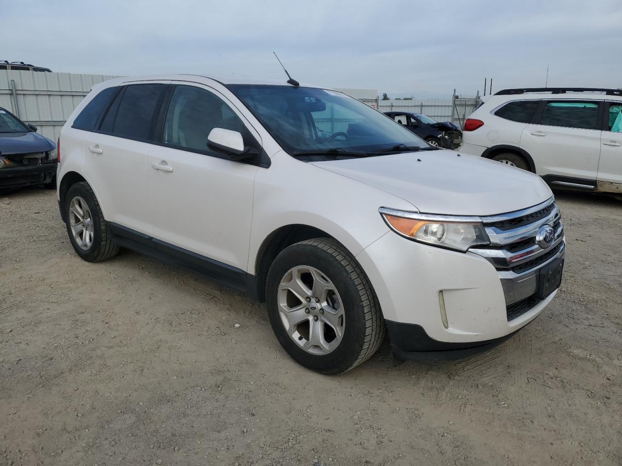2014 Ford Edge - Image 4