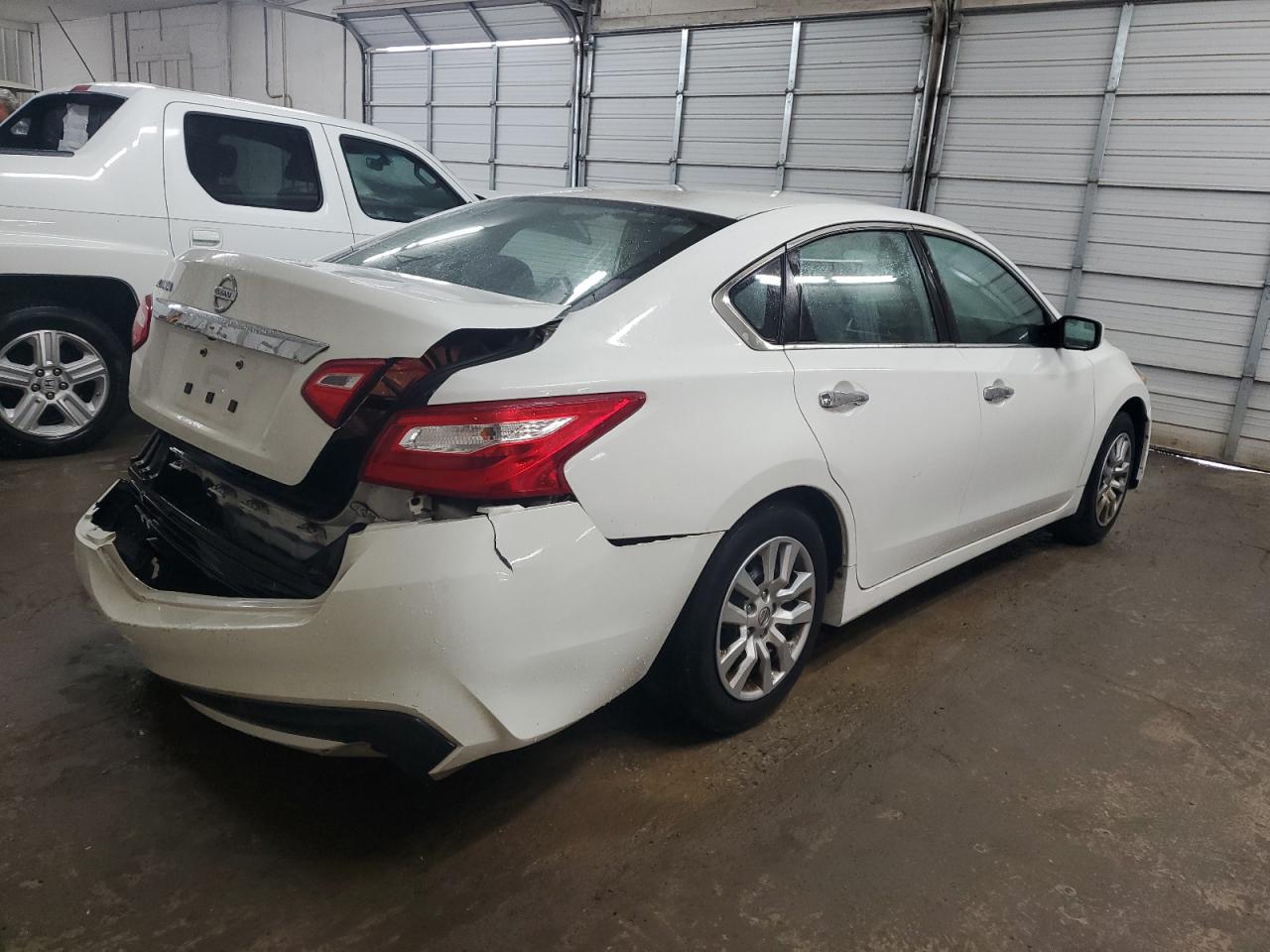 VIN 1N4AL3AP2GN341461 2016 NISSAN ALTIMA no.3