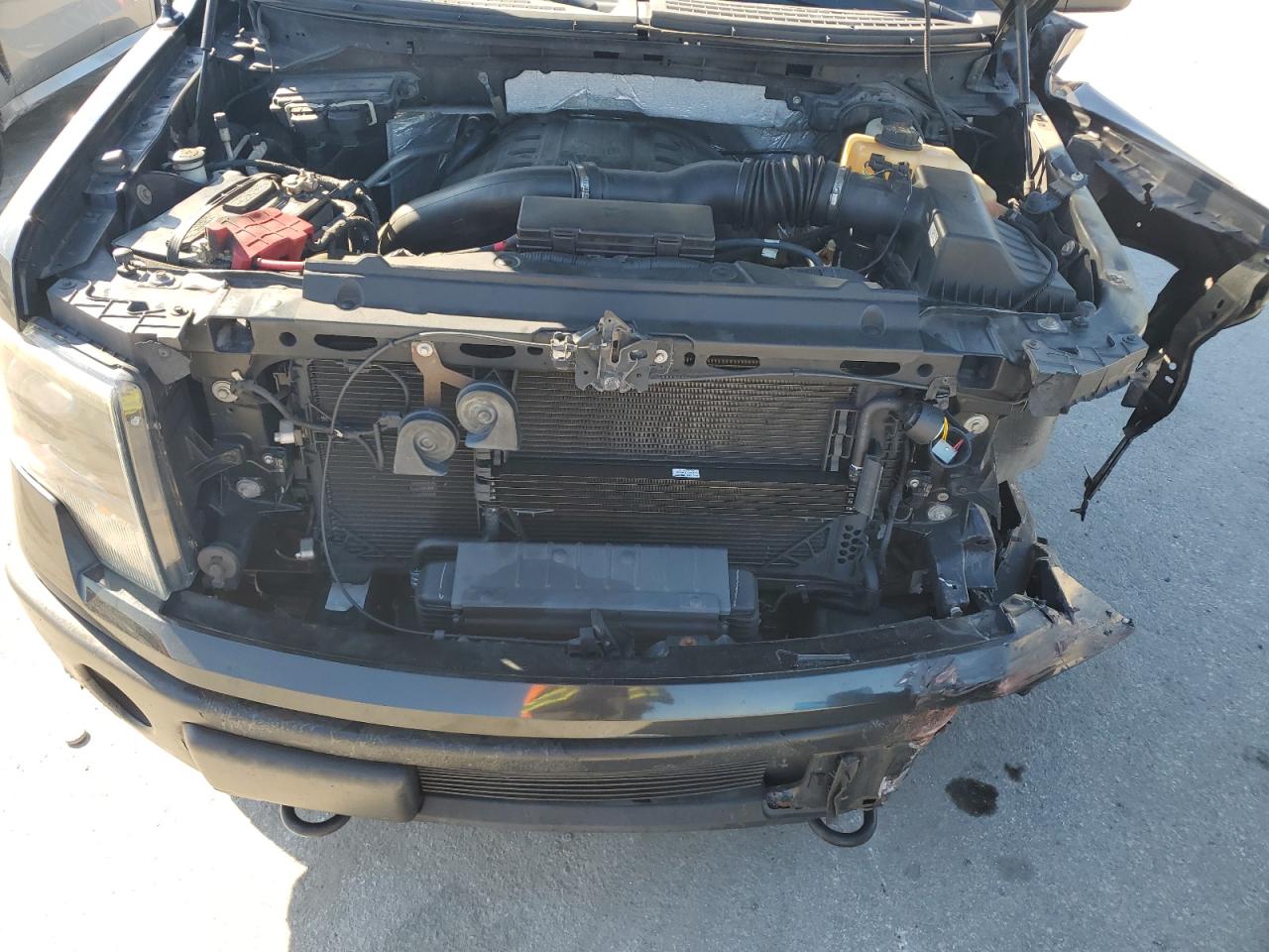 2013 Ford F-150 - Image 11
