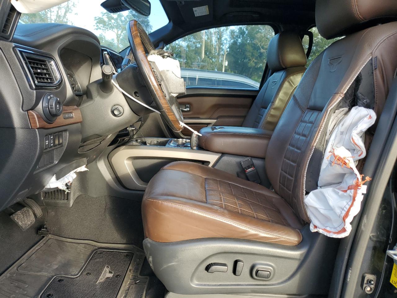 2021 Nissan Titan - Image 7