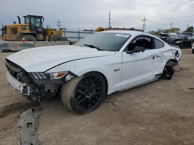  FORD MUSTANG 2016 Biały