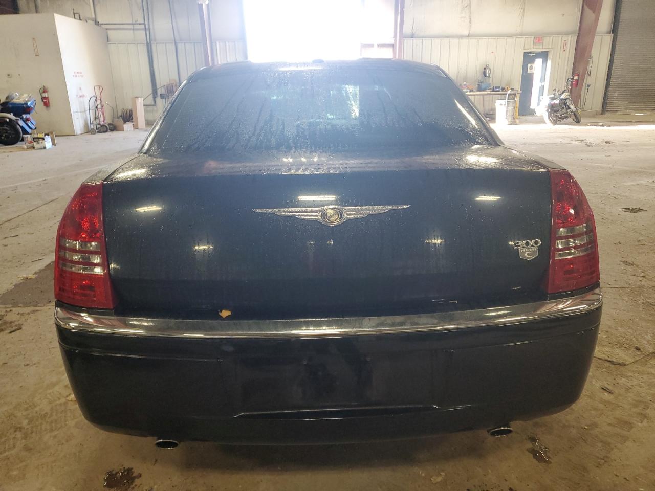 2007 Chrysler 300C VIN: 2C3KA63H57H611761 Lot: 74136254