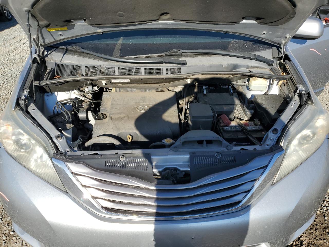 5TDYK3DC3GS735842 2016 Toyota Sienna Xle