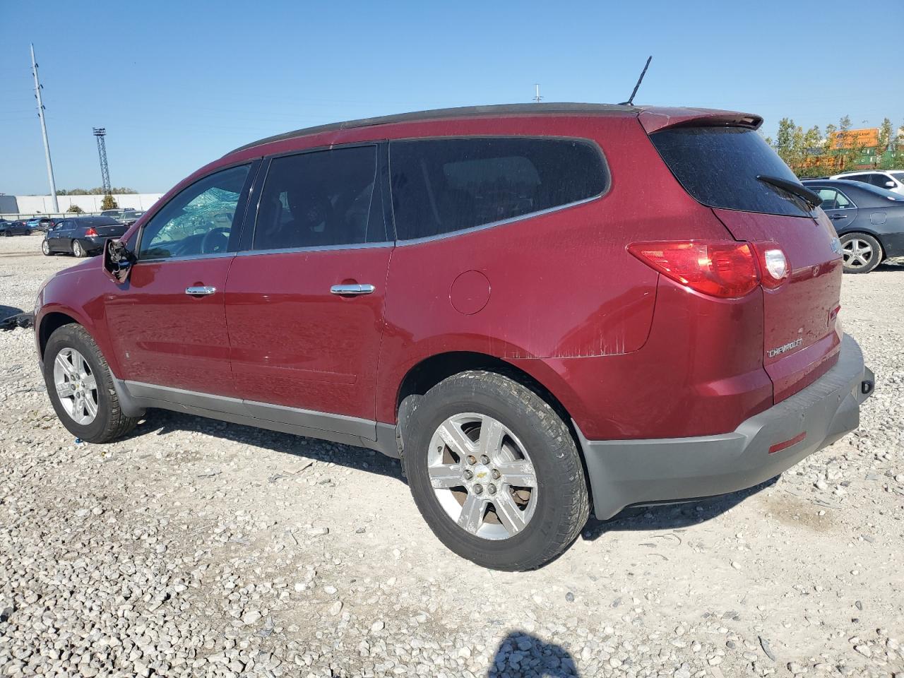 2010 Chevrolet Traverse - Image 2