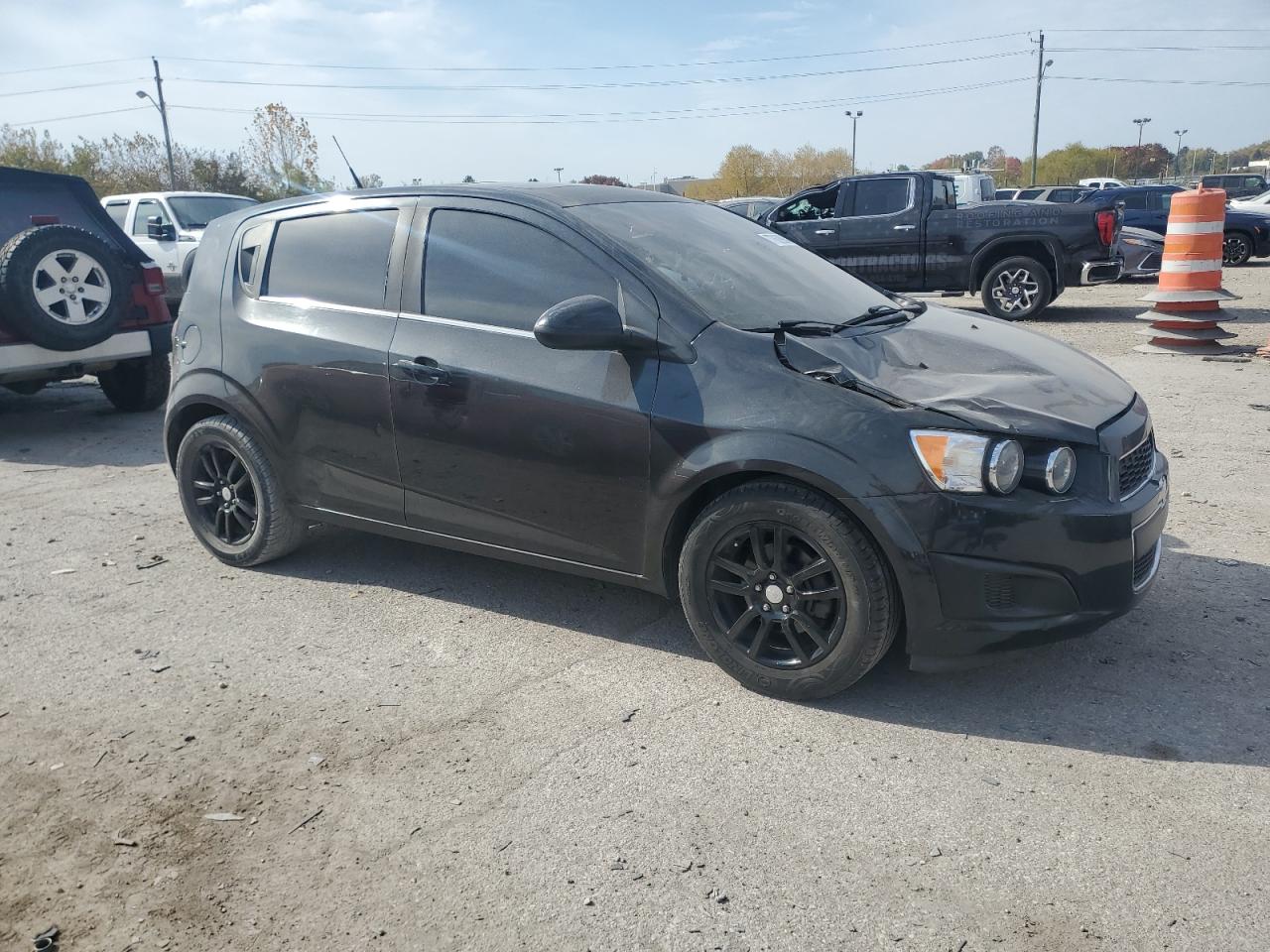 2014 Chevrolet Sonic - Image 4