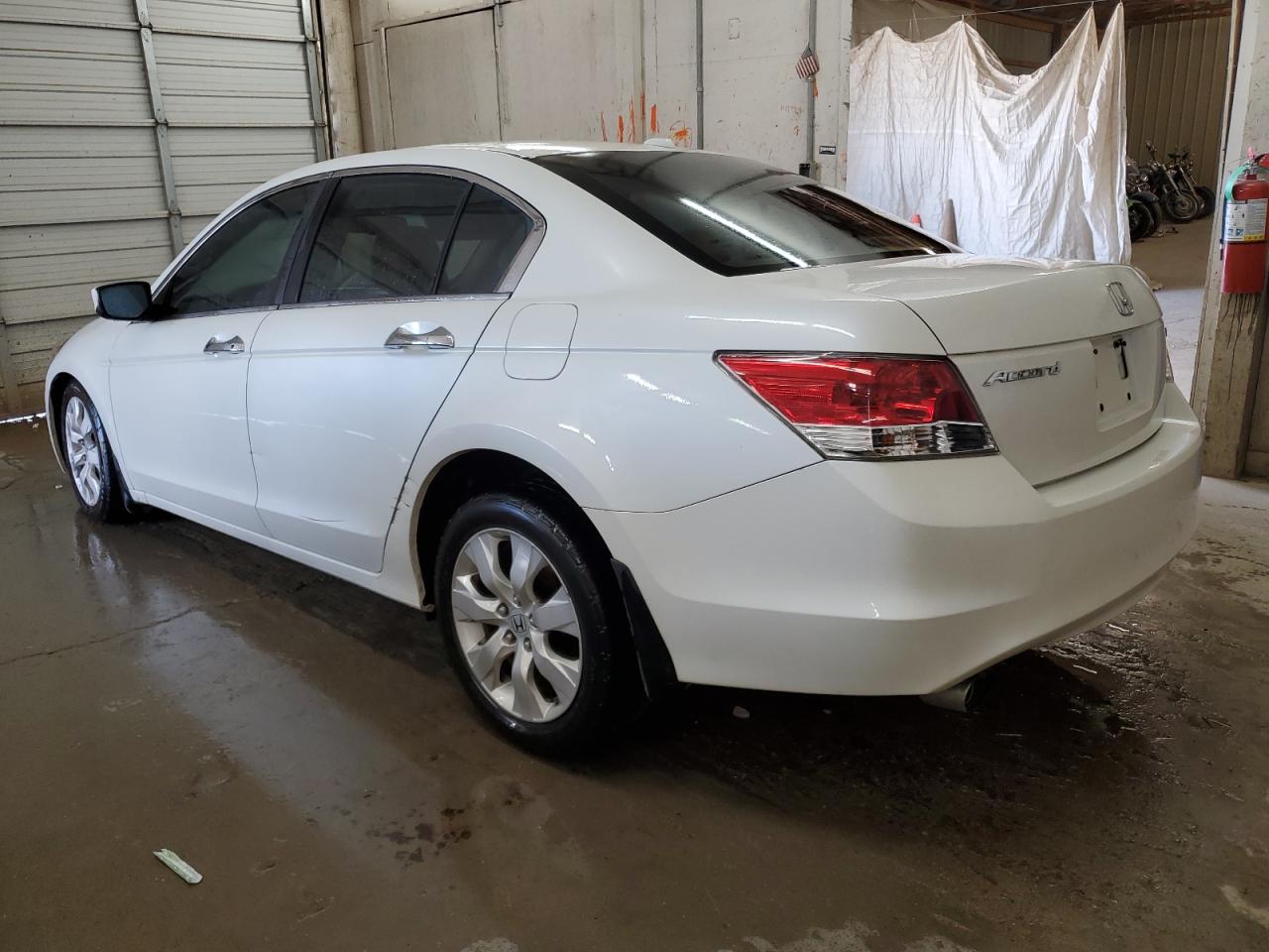 2008 Honda Accord - Image 2