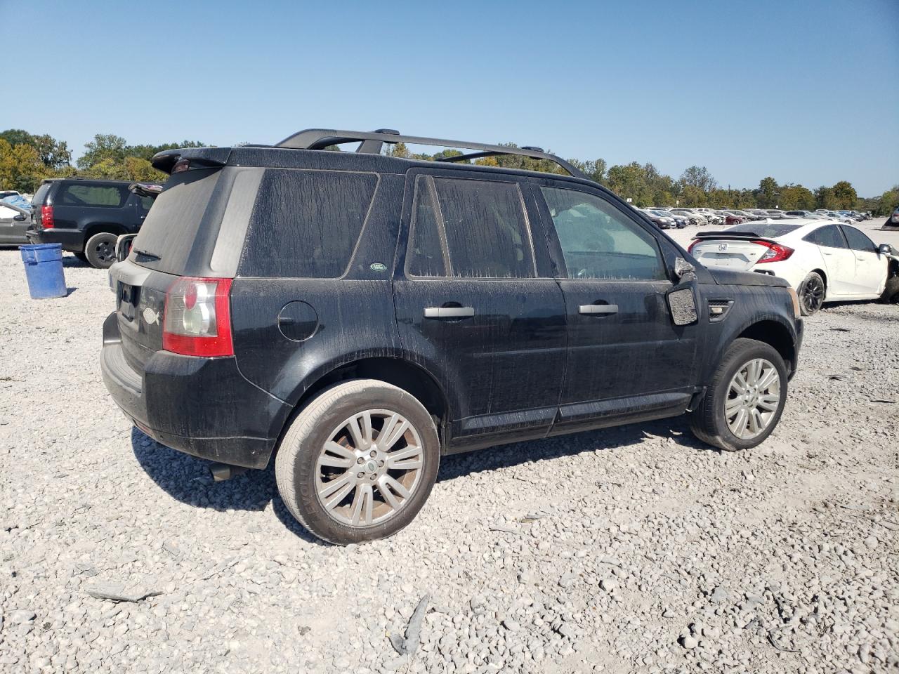 2009 Land Rover LR2 - Image 3