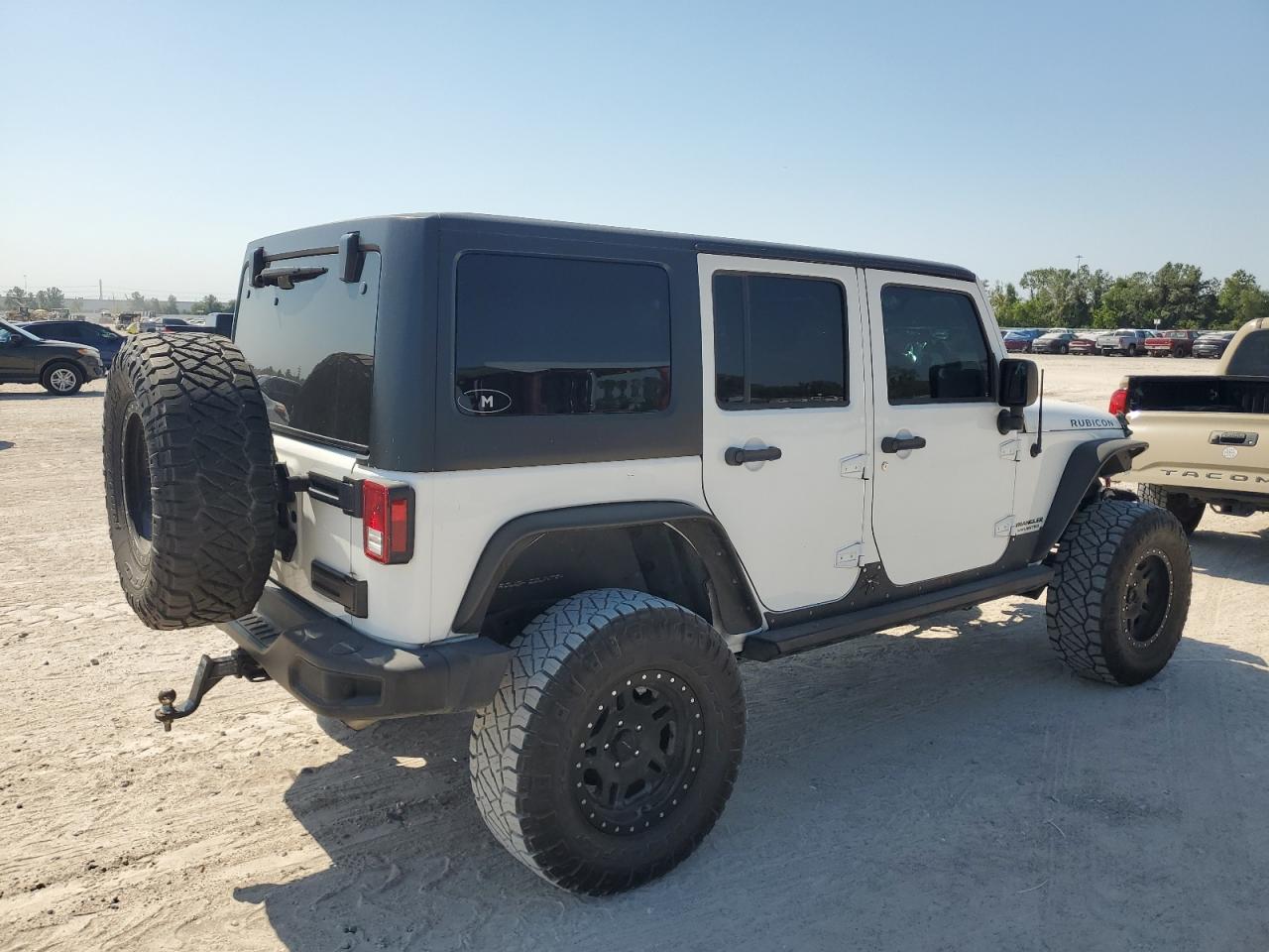 1C4BJWFG0FL508974 2015 Jeep Wrangler Unlimited Rubicon