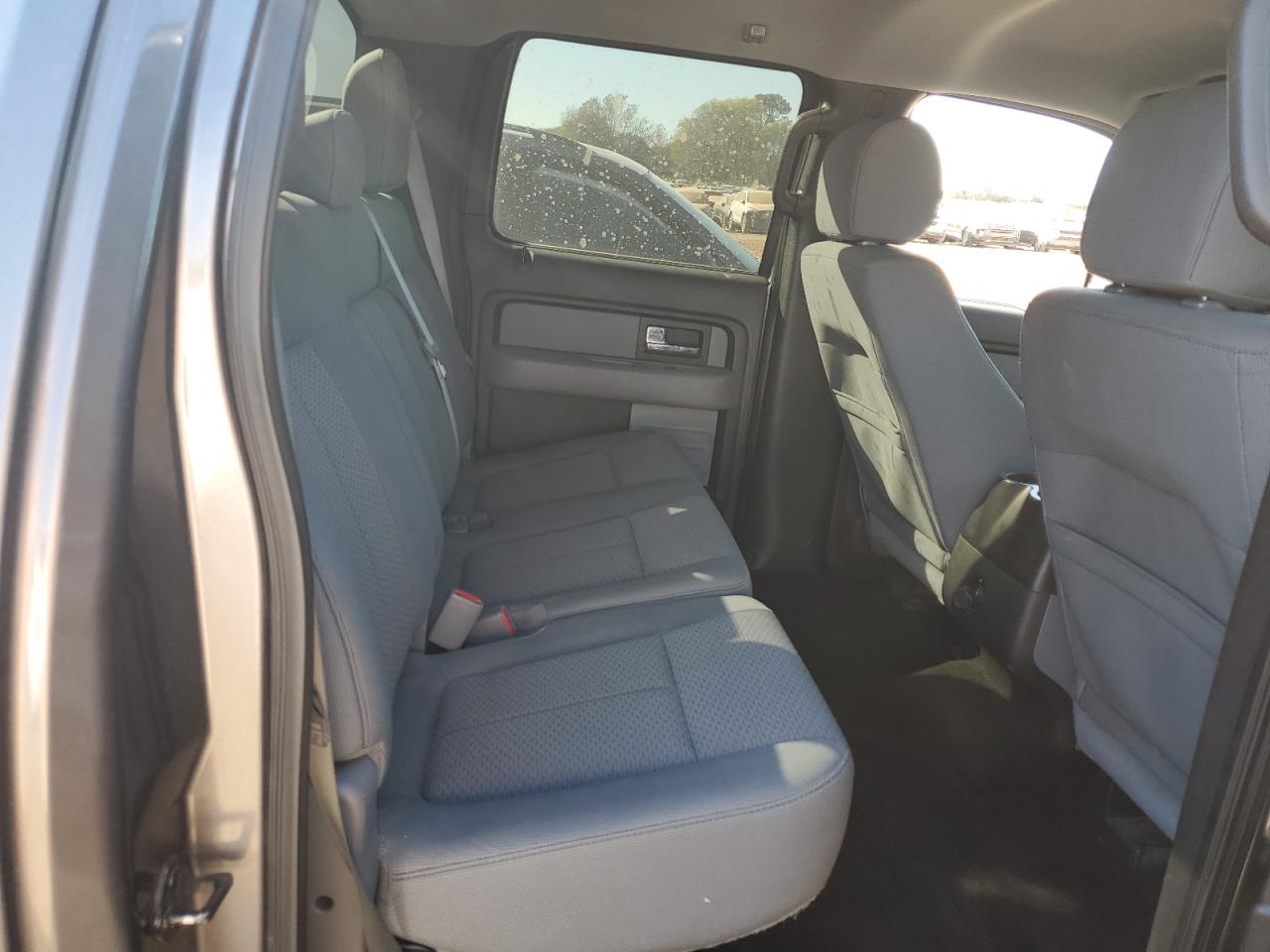 2014 Ford F-150 - Image 11