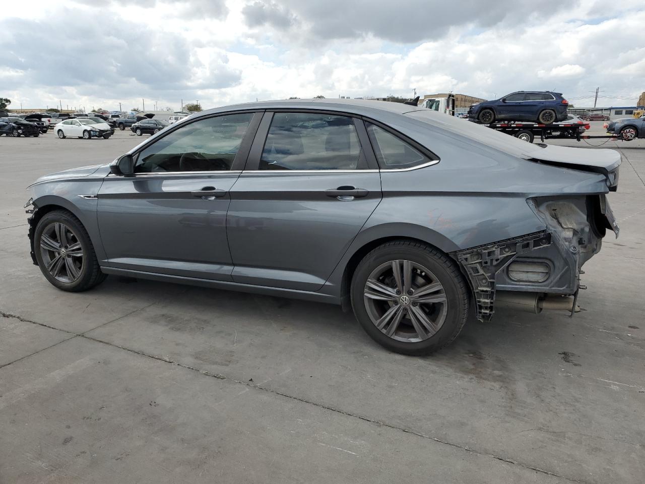 2021 Volkswagen Jetta - Image 2