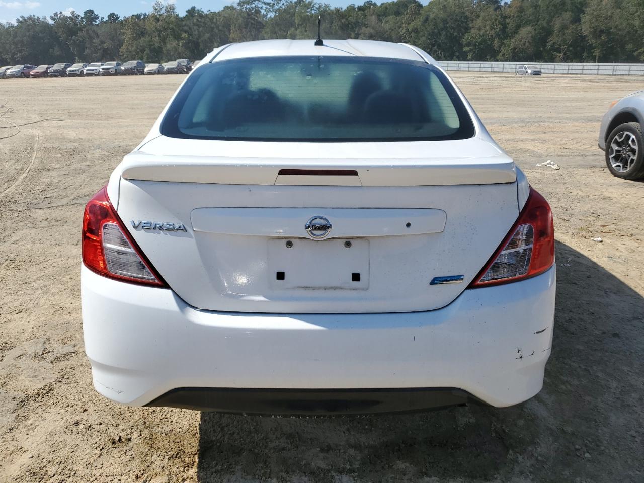 2015 Nissan Versa S VIN: 3N1CN7AP3FL867815 Lot: 74885544