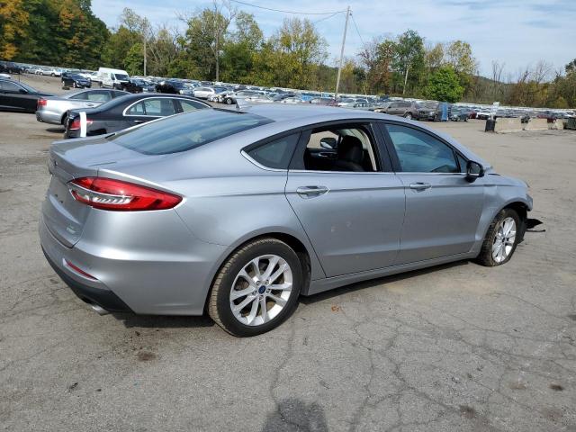 3FA6P0HD3LR230168 Ford Fusion SE 3