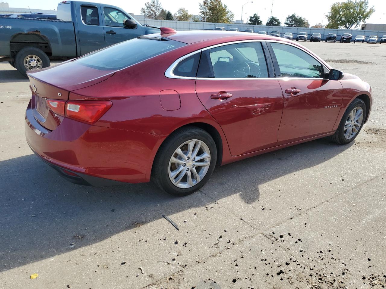 2017 Chevrolet Malibu - Image 3
