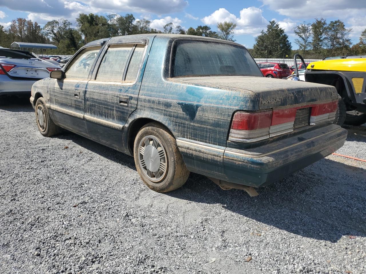 1993 Plymouth Acclaim - Image 2