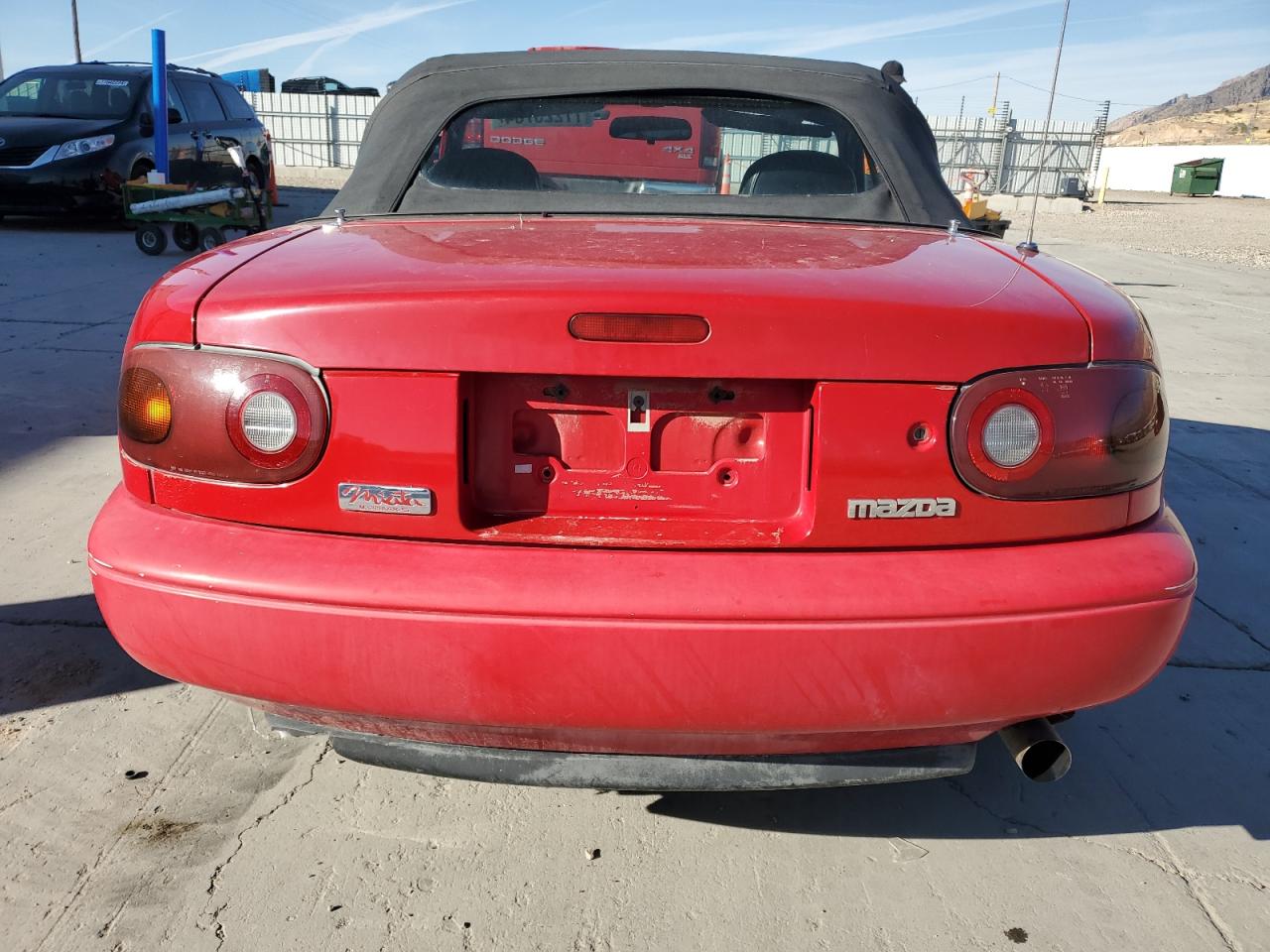 JM1NA3538V0735680 1997 Mazda Mx-5 Miata