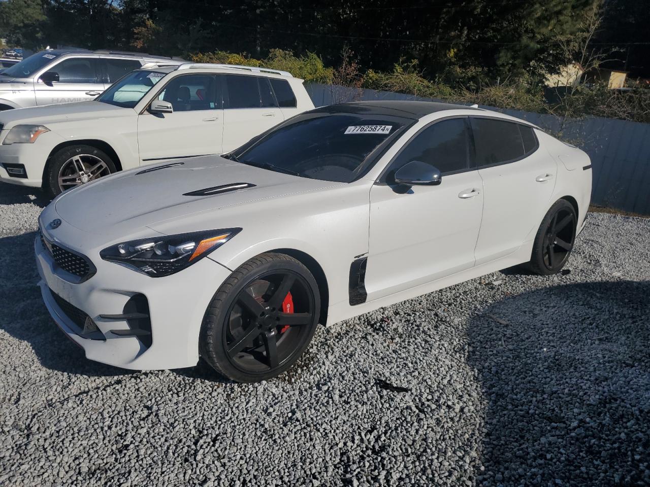 2019 Kia Stinger - Image 1