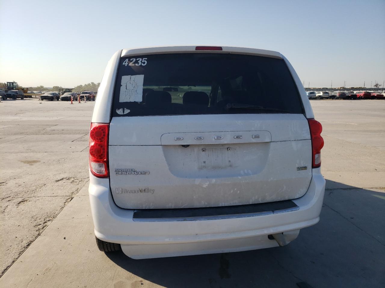 2C4RDGBG9HR784212 2017 Dodge Grand Caravan Se