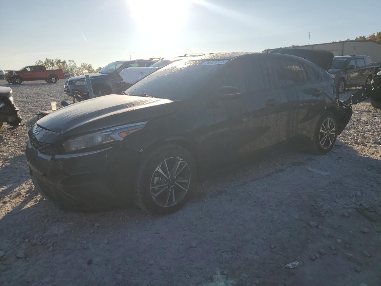 VIN 3KPF24AD4RE796799 2024 KIA FORTE no.1