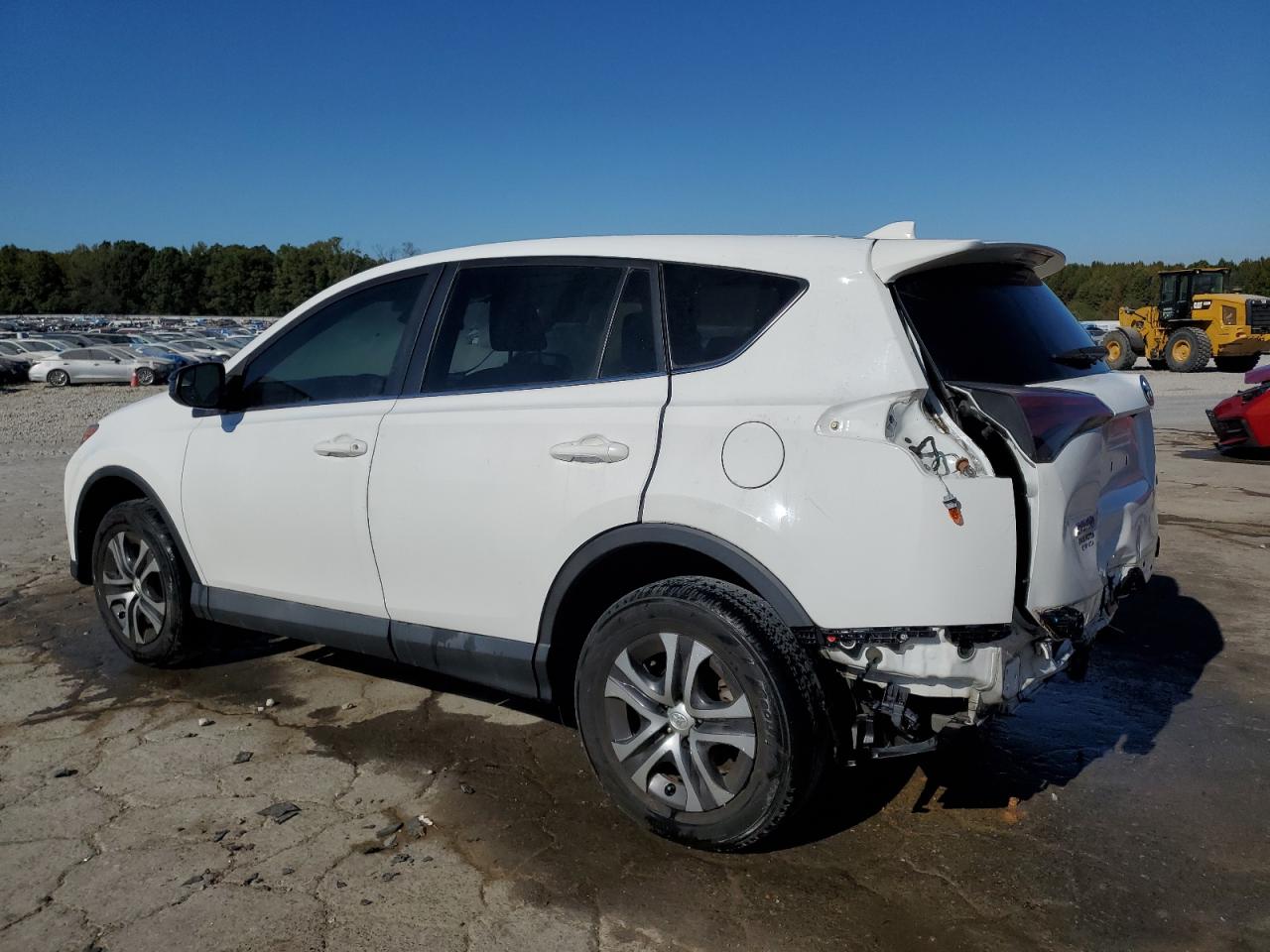 2018 Toyota RAV 4 - Image 2