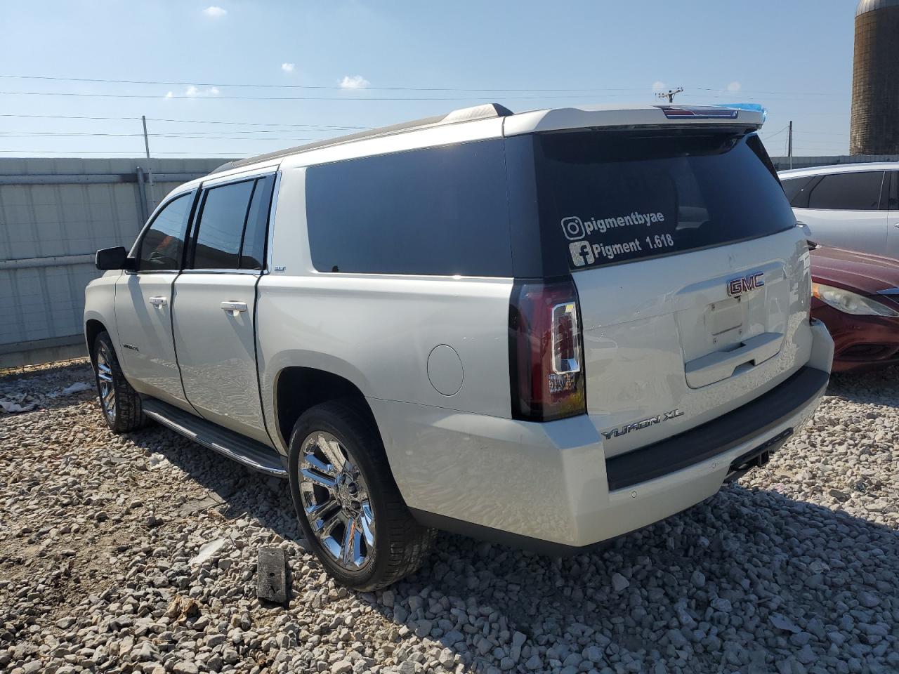 VIN 1GKS1HKC7FR560571 2015 GMC YUKON no.2