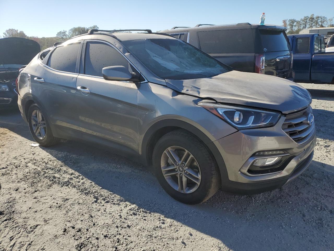 2017 Hyundai Santa Fe - Image 4