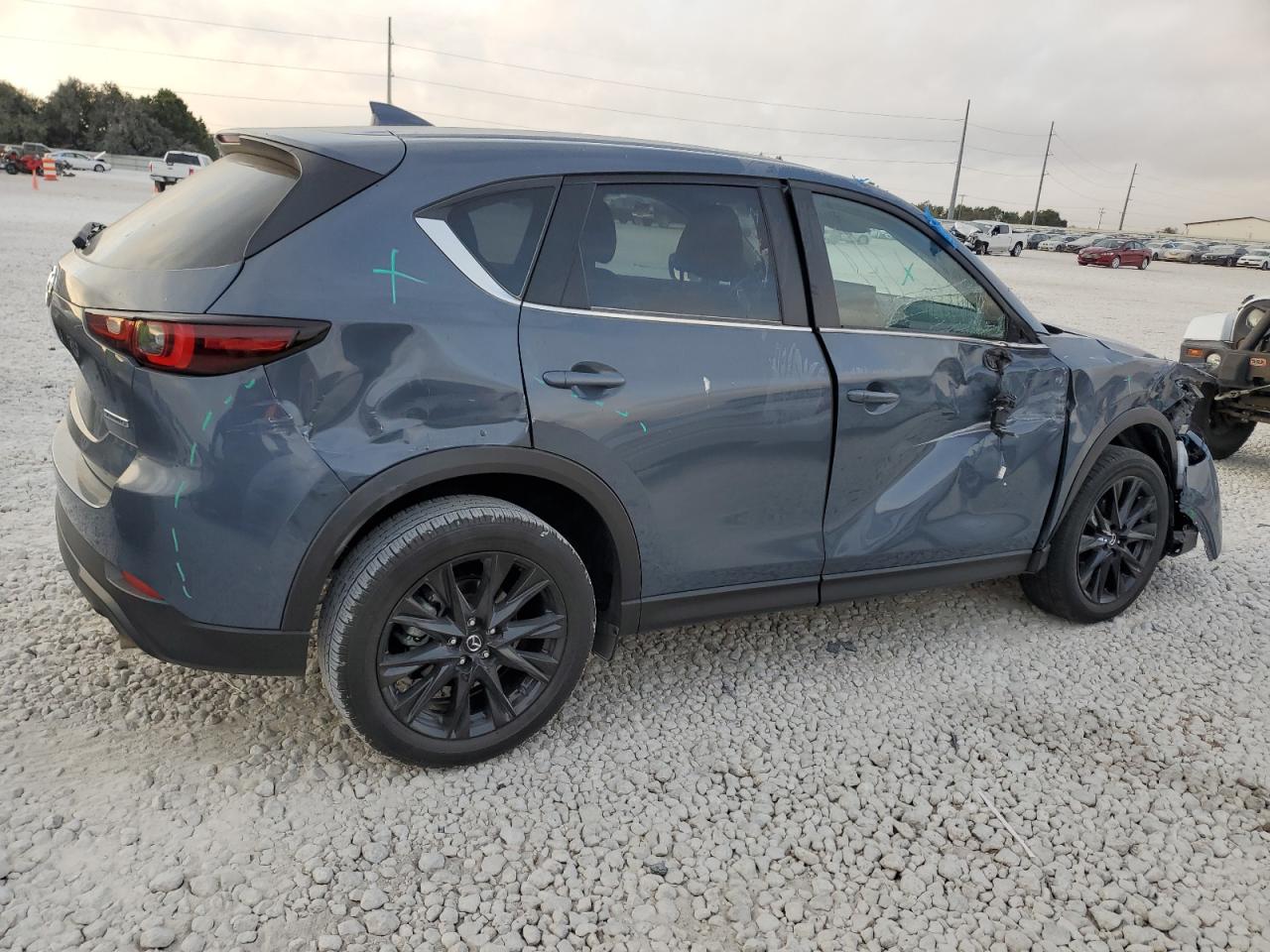 2023 Mazda CX-5 - Image 3