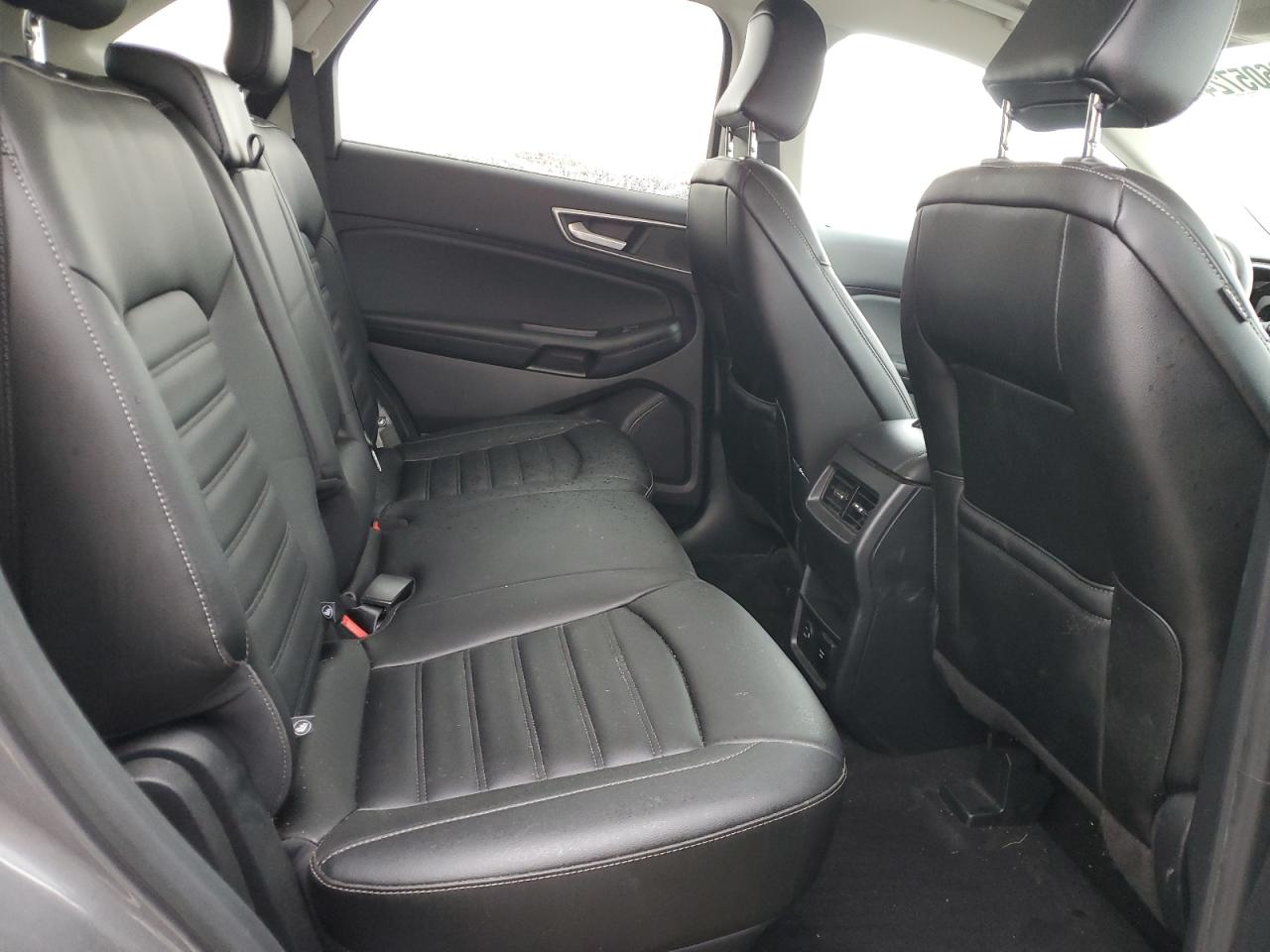 2021 Ford Edge - Image 11