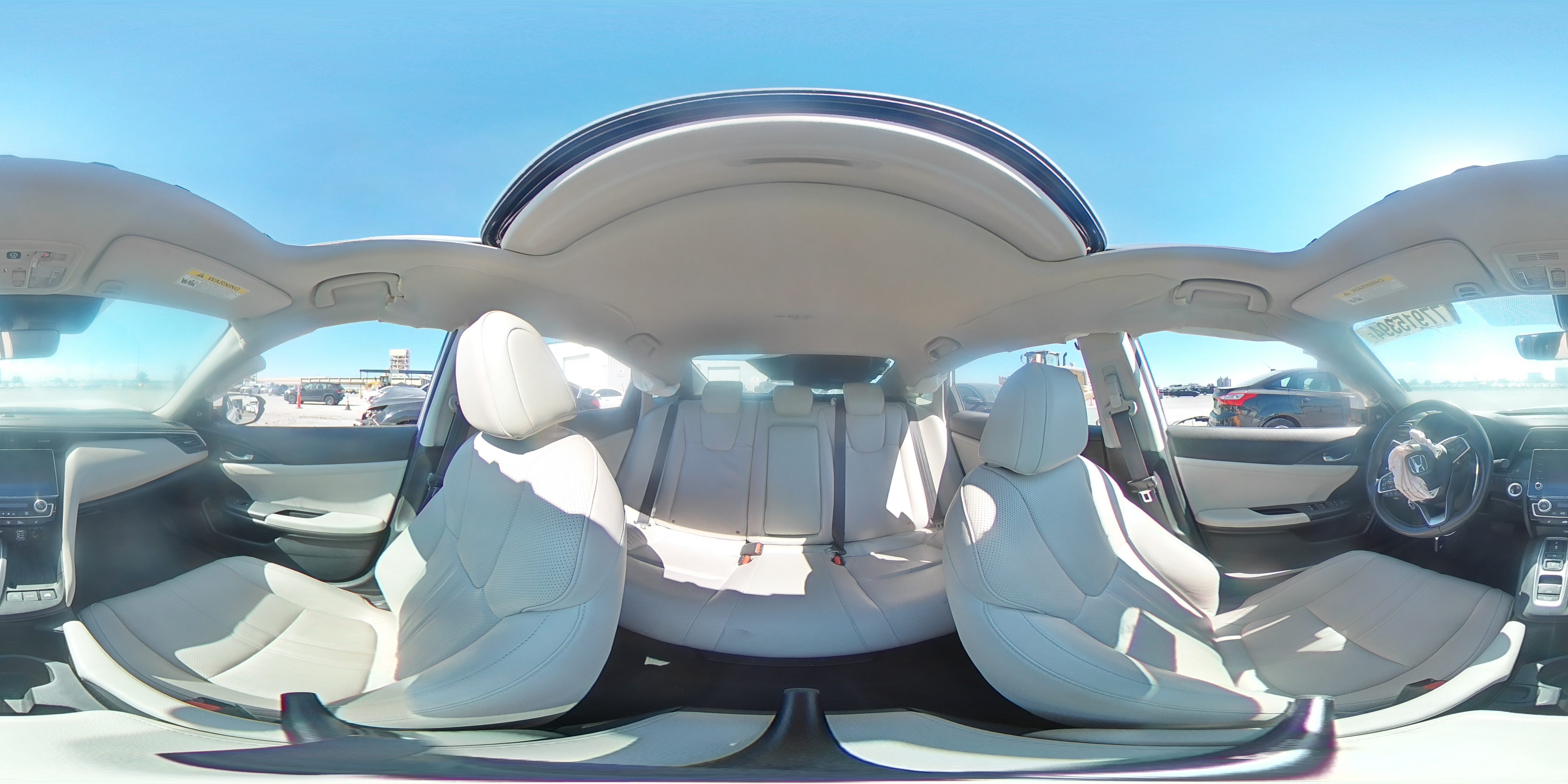 2022 Honda Insight - Image 15