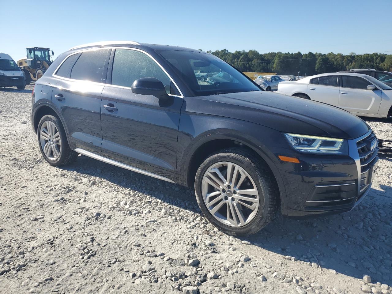 VIN WA1BNAFY1J2100413 2018 AUDI Q5 no.4