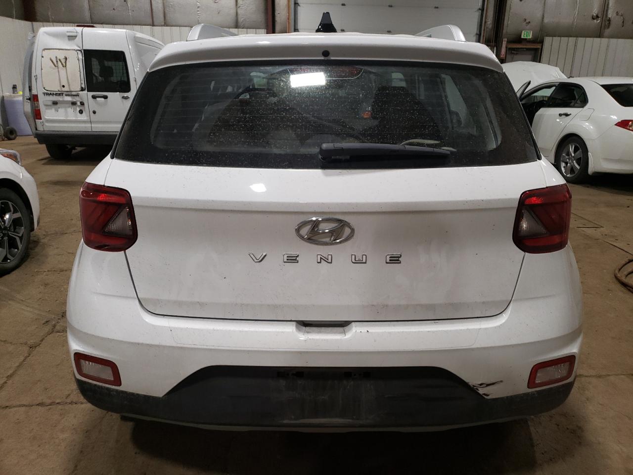 2022 Hyundai Venue Sel VIN: KMHRC8A32NU151729 Lot: 77618304