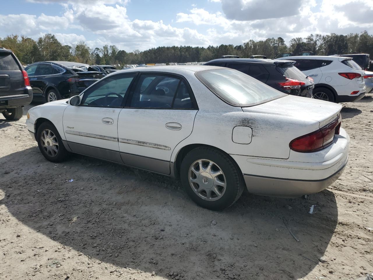 1998 Buick Regal - Image 2