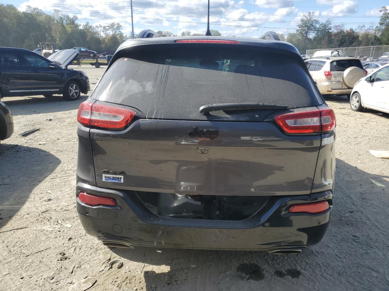 2018 Jeep Cherokee Latitude VIN: 1C4PJMCX7JD586699 Lot: 75450964