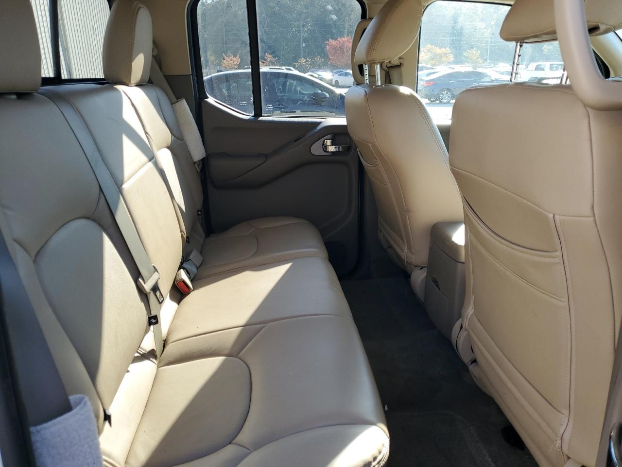 2017 Nissan Navara (Frontier) - Image 10