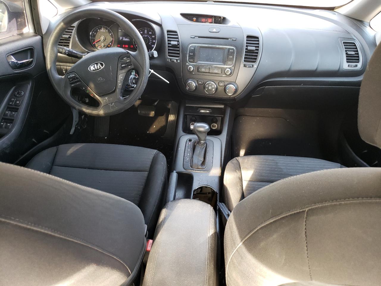 KNAFX4A63G5604944 2016 Kia Forte Lx