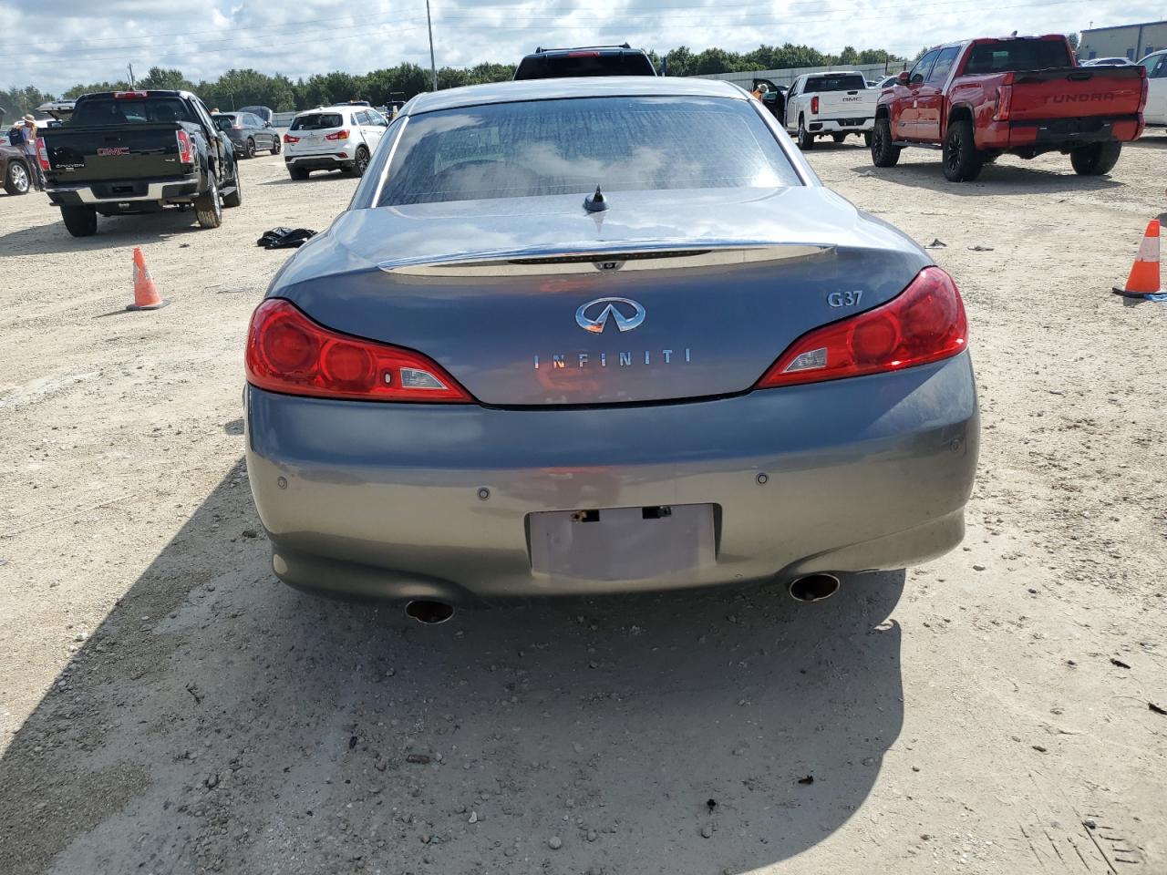 JN1CV6FE3BM952980 2011 Infiniti G37 Base