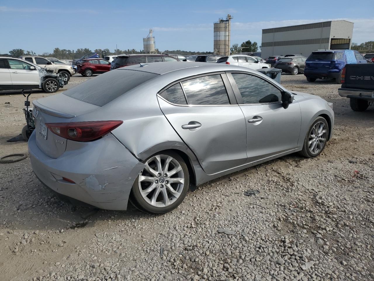 2014 Mazda 3 - Image 3